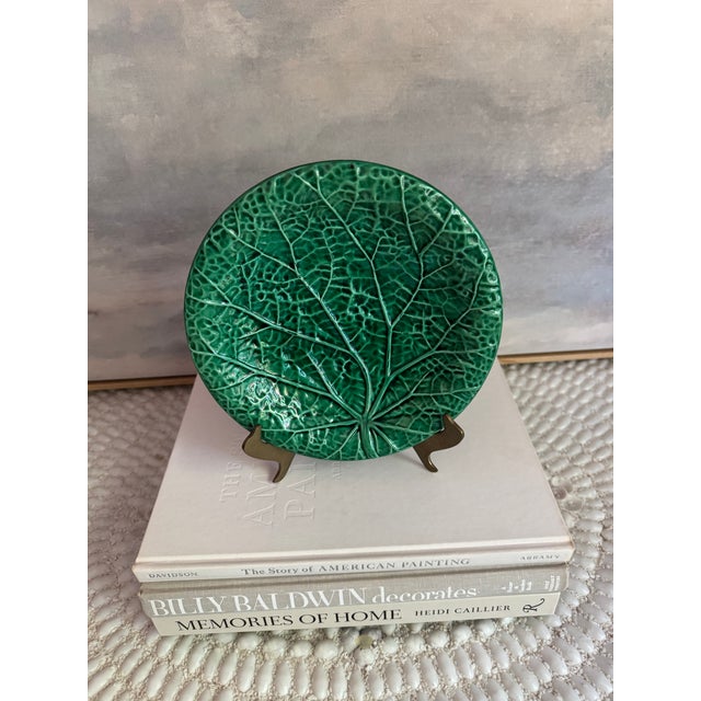 Victorian Antique Victorian Wedgwood Majolica Green Cabbage Leaf Plate For Sale - Image 3 of 7
