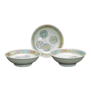 1920s Set of Three Chinese Republic Guangxu Polychrome Silk Ball Sauce Dishes
