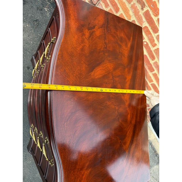 Early 21st Century Henkel Harris Chippendale Style Serpentine Top Bachelor Chest of Drawers For Sale - Image 5 of 18