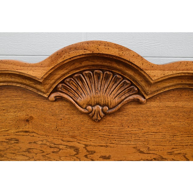 Vintage Solid Oak Queen Bed Poster Headboard Footboard Carved Shell Traditional For Sale - Image 13 of 16