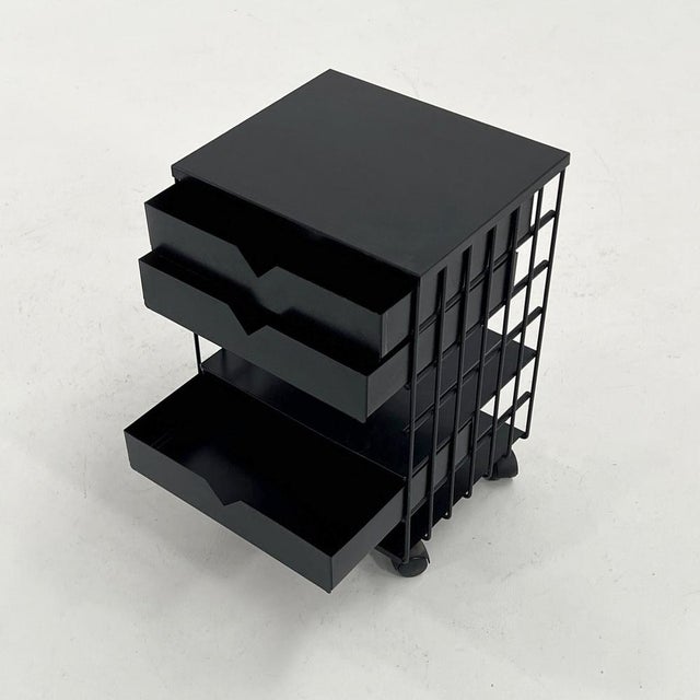 1980s Wire Chest of Drawers on Wheels by Bruna Rapisarda for Robots, 1980s For Sale - Image 5 of 7
