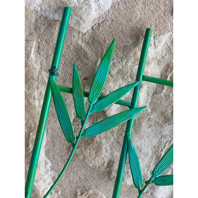 Chinoiserie Vintage Palm Beach 1970’s Green Metal Chinoiserie Faux Bamboo Leaf Folding Magazine Rack For Sale - Image 3 of 11