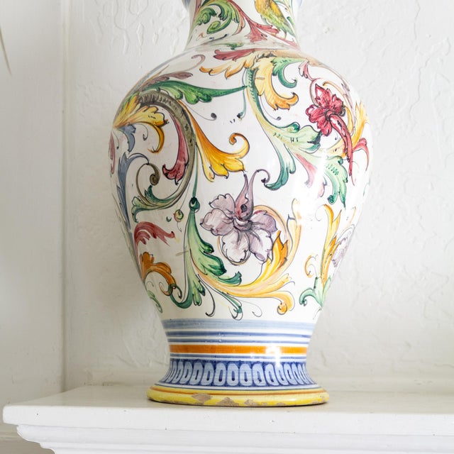 Italian Majolica Vase With Grotesque Raphaellesco Renaissance Chimeras For Sale - Image 15 of 15