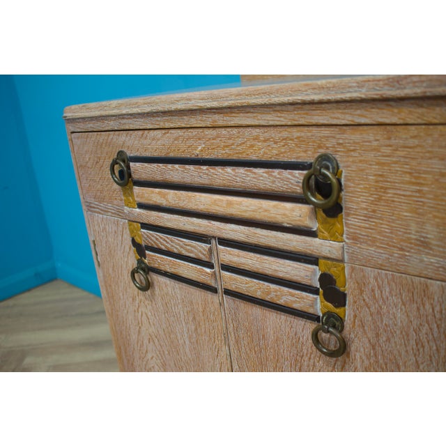 Art Deco British Secret Oak Tallboy, 1930s For Sale - Image 6 of 10