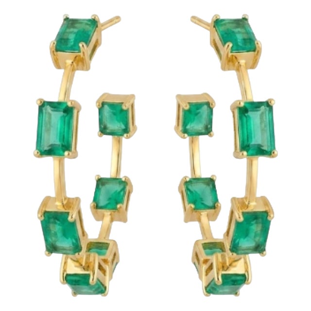 Natural 5.95cts Emerald Earring in 14k Gold For Sale