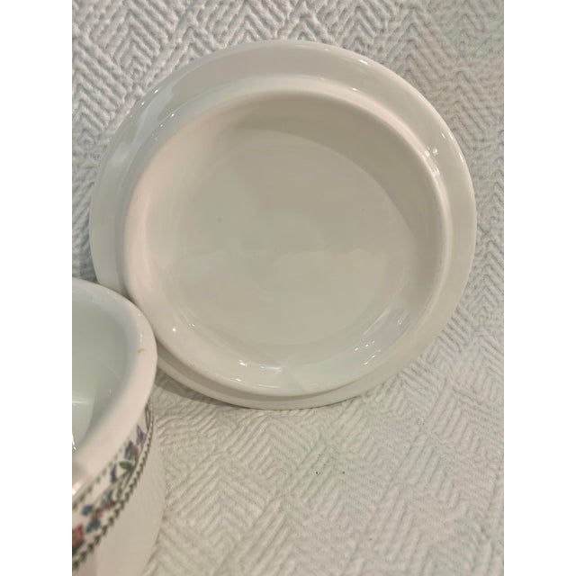 Cream Vintage Portmeirion Pottery Stoke on Trent Botanic Garden Covered Casserole Dish For Sale - Image 8 of 10