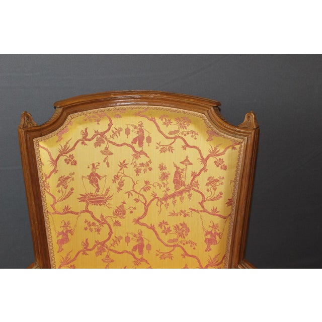 Louis XVI Walnut Bergère Armchairs, Late 18th Century, Set of 2 For Sale - Image 8 of 13