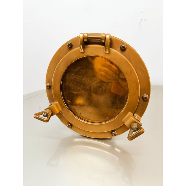 Gold Naval Porthole Photo Holder in Brass For Sale - Image 8 of 11