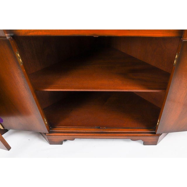 Vintage 20th Century English Flame Mahogany Corner Display Cabinets from Harrods For Sale - Image 18 of 18