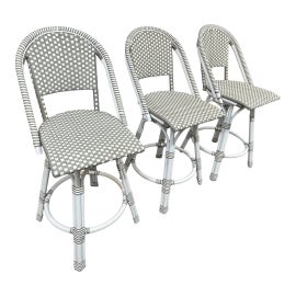 Example of Outdoor Counter Stools