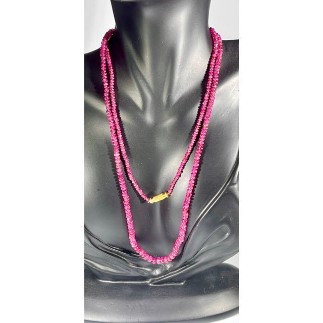 Contemporary Natural 100 Carat Natural Ruby Bead Single Strand Necklace with Silver Clasp For Sale - Image 3 of 18