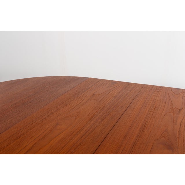 Mid-Century Modern Teak Dining Table with Two Extendable Leaves from H.P. Hansen, 1960s For Sale - Image 17 of 18