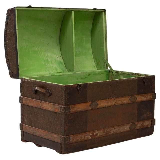19th Century French Wooden Trunk For Sale - Image 15 of 18