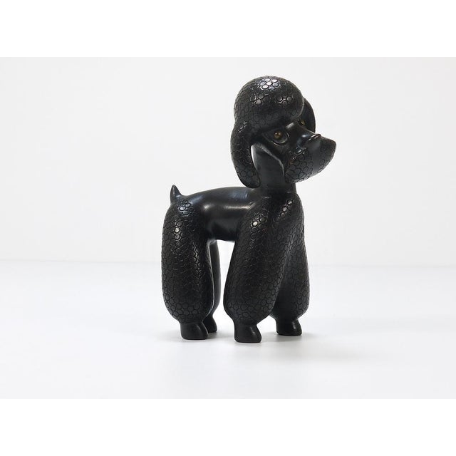 1950s Dog Poodle Figurine attributed to Leopold Anzengruber, Austria, 1950s For Sale - Image 5 of 17