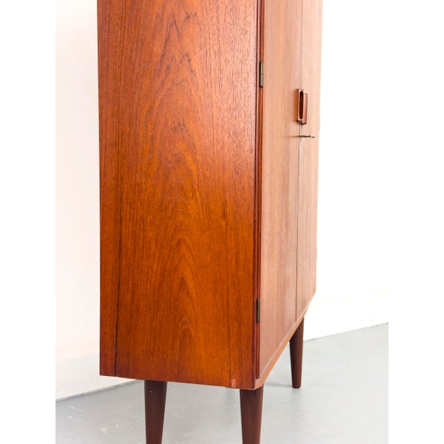 Danish Cabinet in Teak by Børge Mogensen for Søborg Møbelfabrik, 1960s For Sale - Image 9 of 18