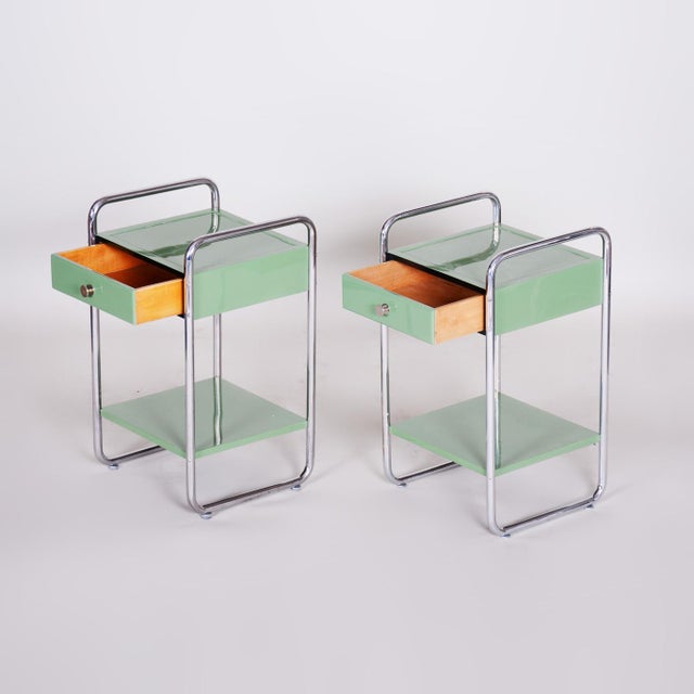 1930s Bauhaus Side Tables in Chrome-Plated Steel and Wood, Czech, 1930s, Set of 2 For Sale - Image 5 of 18