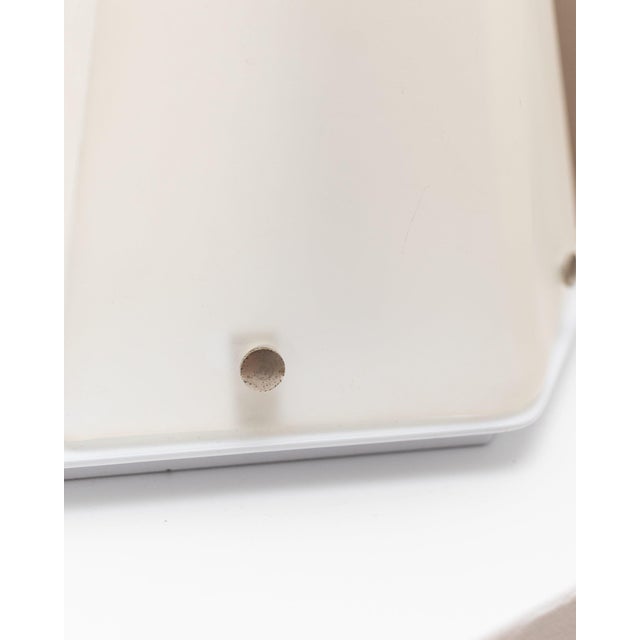 White Murano Pyramid Table Lamp in Frosted Glass, Italy, 1970s For Sale - Image 8 of 11