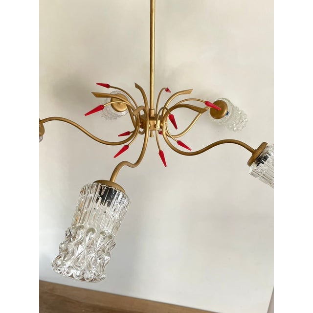 Mid-Century Modern French Atomic Chandelier with Red Acrylic Glass Accents and Textured Glass Shades, 1960s For Sale - Image 9 of 13
