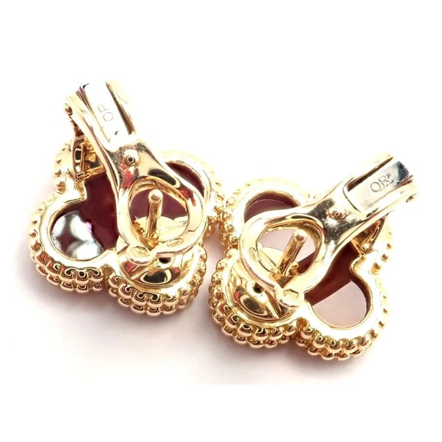 Late 20th Century Van Cleef & Arpels Vintage Alhambra Yellow Gold Red Agate Earrings, Pair For Sale - Image 5 of 11
