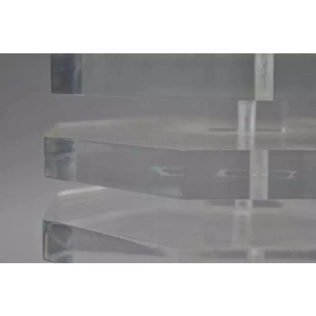 White Vintage George Bullio Mid Century Modern Stacked Lucite "Beehive" Table Lamp For Sale - Image 8 of 10