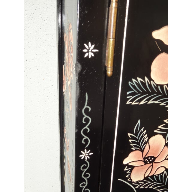 Vintage Chinese Asian Black Lacquer Chinoiserie Cabinet Side Table For Sale - Image 14 of 18