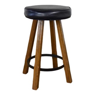 Mid 20th Century Bar Stool Acorn Brown Finish and Black-Brown Vinyl Faux Leather Seat Attributed to Brandt Ranch Oak For Sale