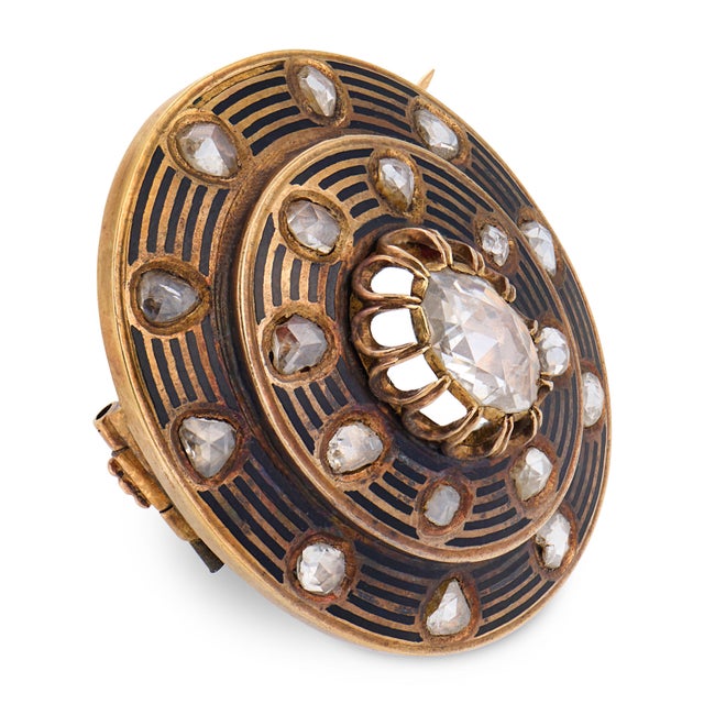Victorian 19th Century French Victorian Rose Cut Diamond 18k Yellow Gold Enamel Brooch For Sale - Image 3 of 5