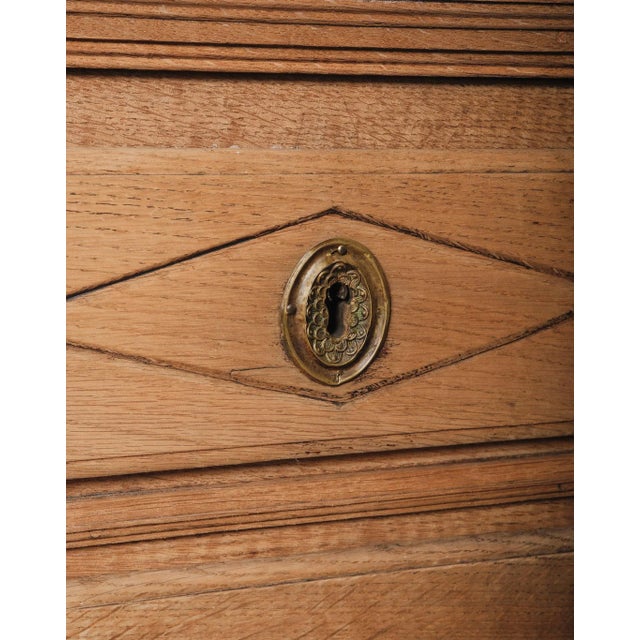 Wood 19th Century French Provincial Oak Dresser With Plate Rack and Brass Hooks For Sale - Image 7 of 11