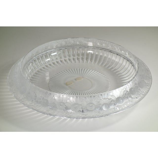 Art Deco Crystal Daisies Decorative Bowl by René Lalique for Lalique, 1930s, in Flawless conditions. Designed 1920 to 1949...
