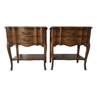 Pair of Vintage French Provincial Louis XV–Style Walnut Nightstands by White Fine Furniture For Sale