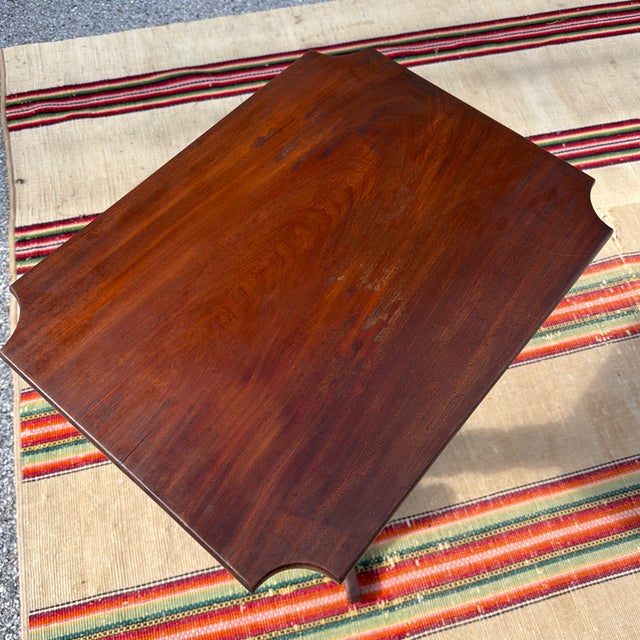 Early 19th Century Antique Mahogany Tilt Top Candlestand, Pennsylvania, Circa 1820s–1840s For Sale - Image 5 of 12