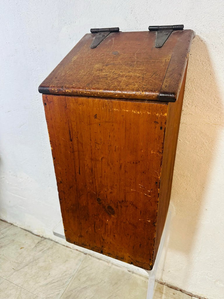 antique-slant-top-wooden-