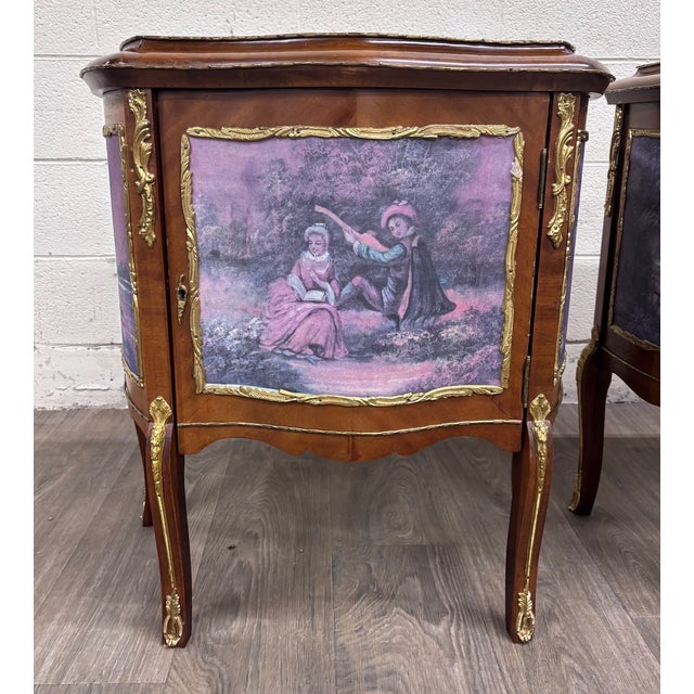 Vintage French Louis XV Style Nightstands Bedside Cabinets - Pair For Sale In Kansas City - Image 6 of 18