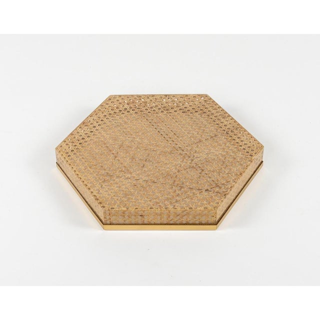 Midcentury Modern Serving Tray in Wicker and Brass, 1970s For Sale - Image 13 of 14