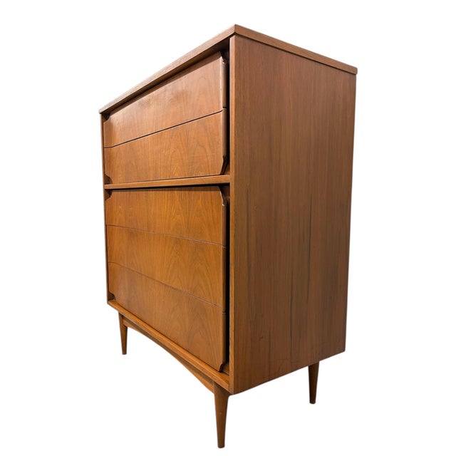 Wood 1970s Mid-Century Modern Highboy Dresser With Sculpted Drawer Fronts For Sale - Image 7 of 10