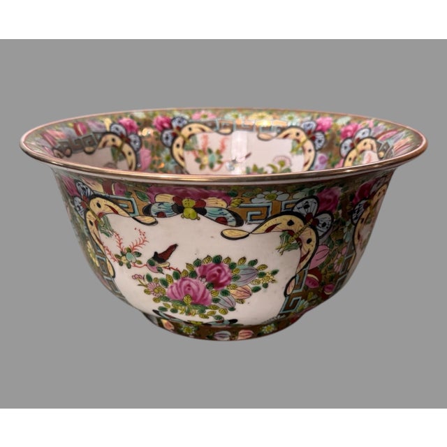 Antique Chinese Floral Bird Butterfly & Gilt Decorated Oriental Porcelain Bowl For Sale - Image 6 of 6
