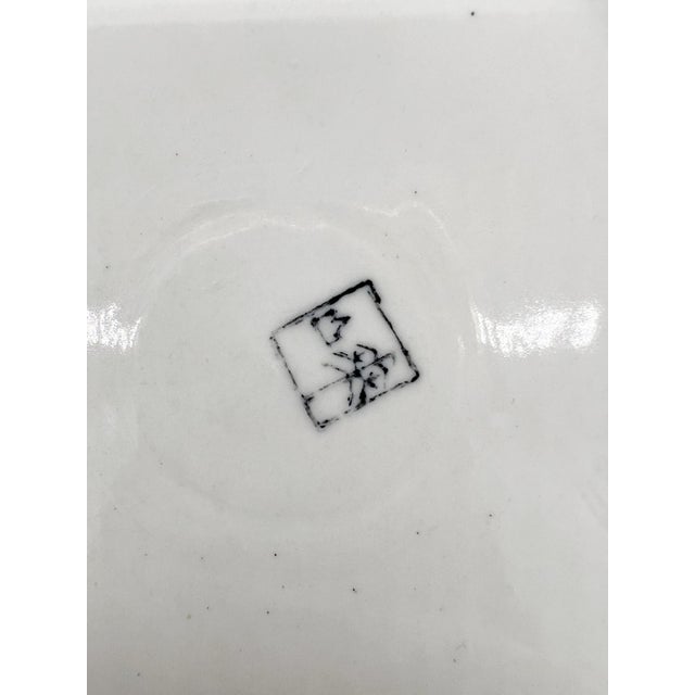 Vintage Chinese Porcelain Crane & Pine Landscape Vase – Chinoiserie / Japandi / Hollywood Regency For Sale - Image 11 of 14