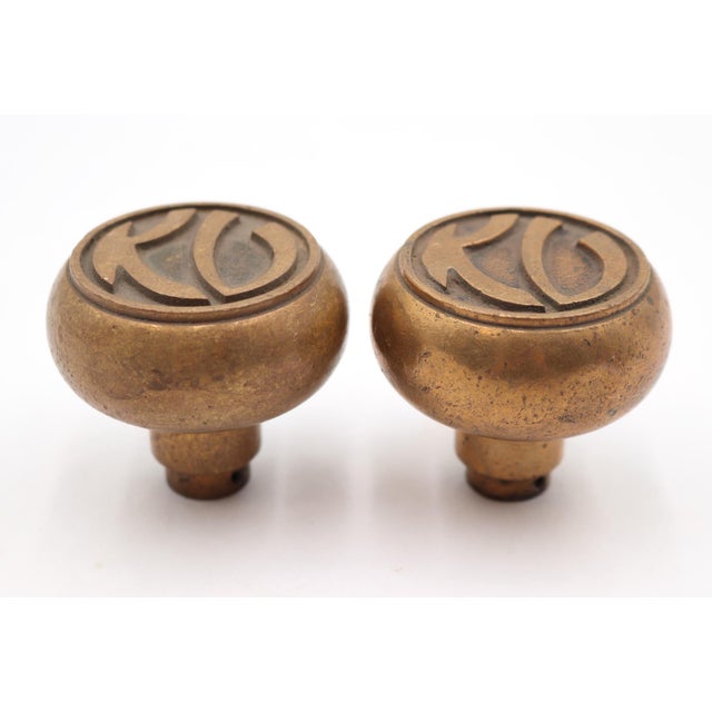 Traditional Pair of 1930s Bronze Knickerbocker Village Door Knobs For Sale - Image 3 of 4