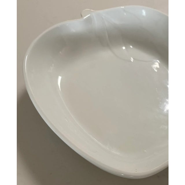 Late 20th Century Fitz and Floyd White Porcelain Apple Dish For Sale - Image 5 of 10