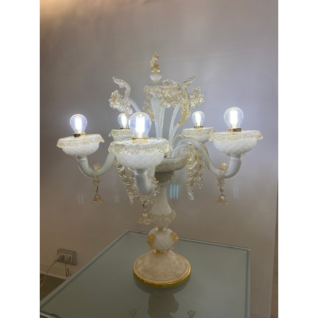 Mid-Century Modern Table Lamp 5 Arms Murano Glass in White and Gold For Sale - Image 3 of 12