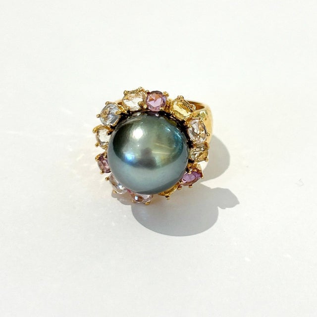 Bochic "Orient" Tahiti Pearl & Multi Color Sapphire Ring Set 18K Gold & Silver For Sale - Image 4 of 18