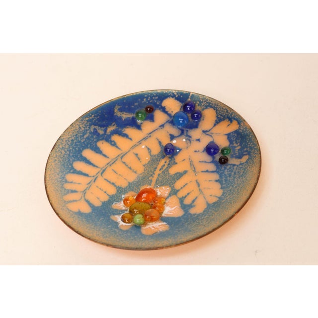 Small Mid-Century American Modern Blue and Peach Botanical Enamel on Copper Dish For Sale - Image 4 of 11
