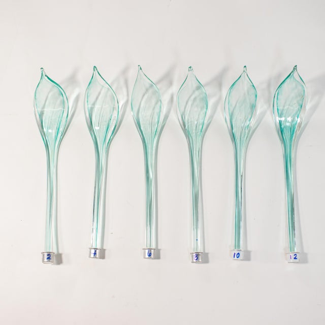 Mid-Century Murano With Tricolor Underside Roundel: Teal, Aubergine, Chartreuse in the Manner of Barovier For Sale - Image 16 of 18