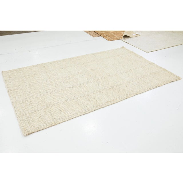 Modern Modern Soumak Natural Jute Rug Handmade in Ivory For Sale - Image 3 of 9