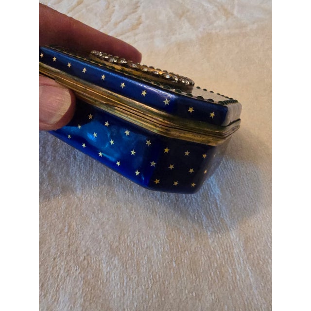 Art Nouveau Antique Faberge Style Jewelled Sapphire Jewelry Box For Sale - Image 3 of 10