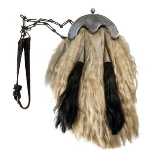 20th Century Scottish Kilt Sporran Decoration With Leather and Hair For Sale