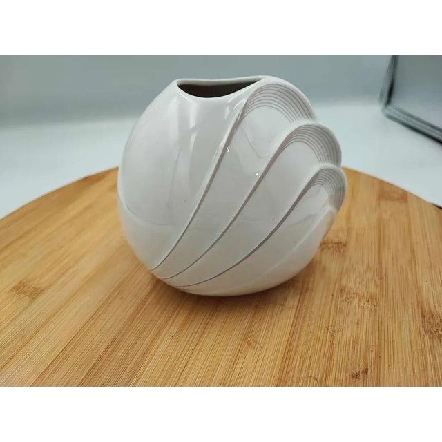 Mid-Century Modern Helena Fish Vase in Porcelain from Seltmann Weiden, 1950s For Sale - Image 3 of 7