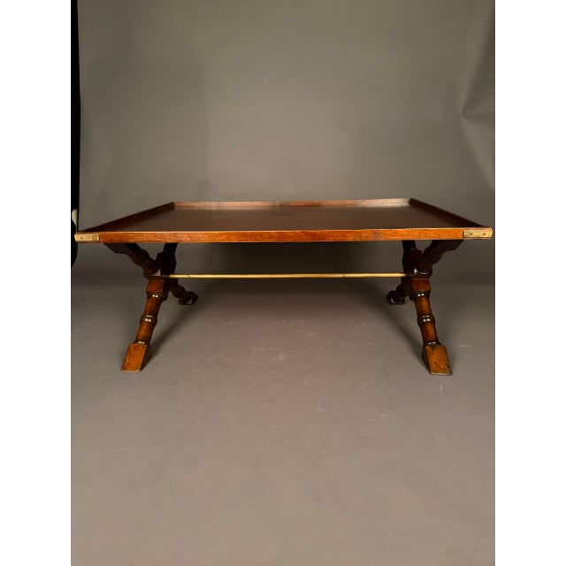 Vintage Campaign Style Mahogany Coffee Table With Removable Leather-Lined Trays & Brass Accents, Circa 1980 For Sale In Indianapolis - Image 6 of 13