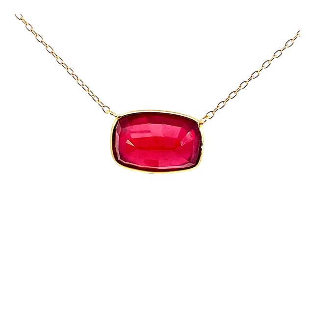18k Yellow Gold Bezel Set Ruby Necklace For Sale