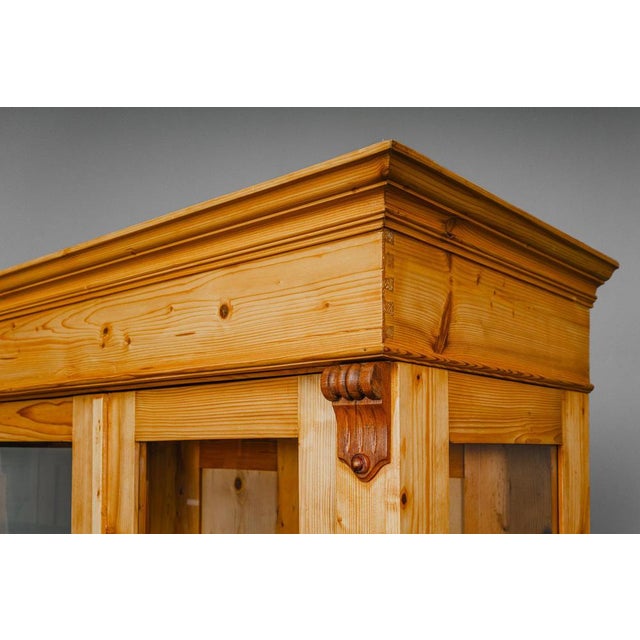 Display Cabinet in Pine, 1800s For Sale - Image 18 of 18